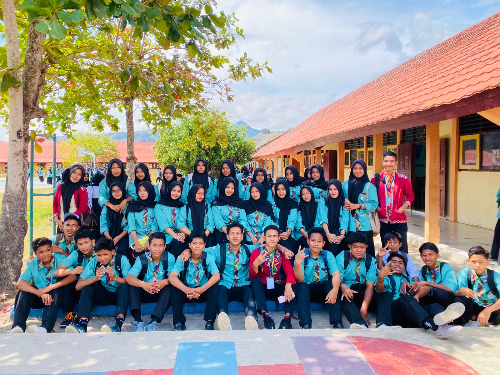 HARI KETIGA PELAKSANAAN MPLS RAMAH SMAN 1 WOHA TP 2025/2026