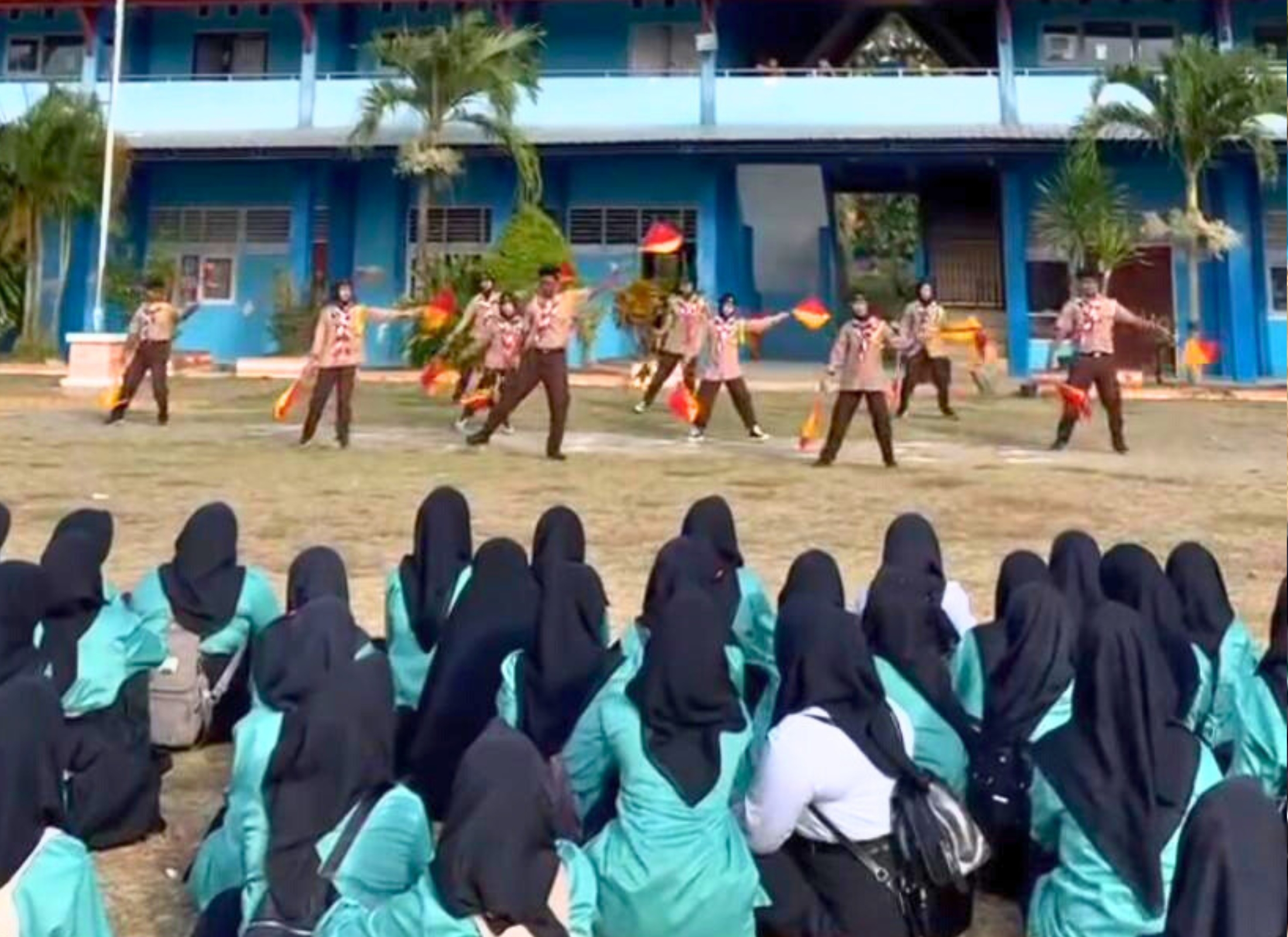 HARI KETIGA PELAKSANAAN MPLS RAMAH SMAN 1 WOHA TP 2025/2026